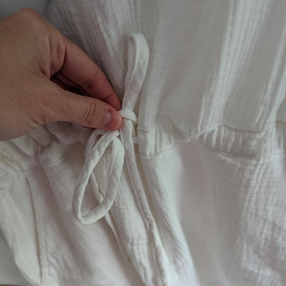 NWT Rails Romper - Picture 3 of 9